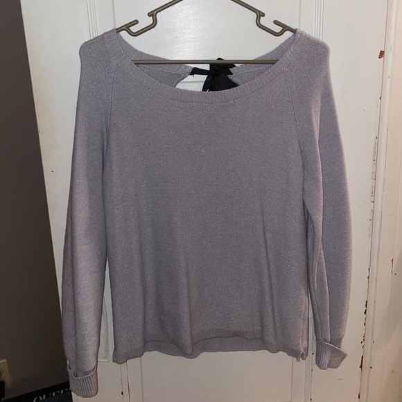 Grey Bow tie Sweater - Picture 1 of 3